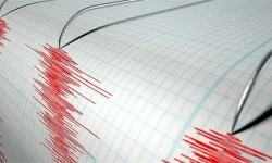 Ege'de korkutan deprem