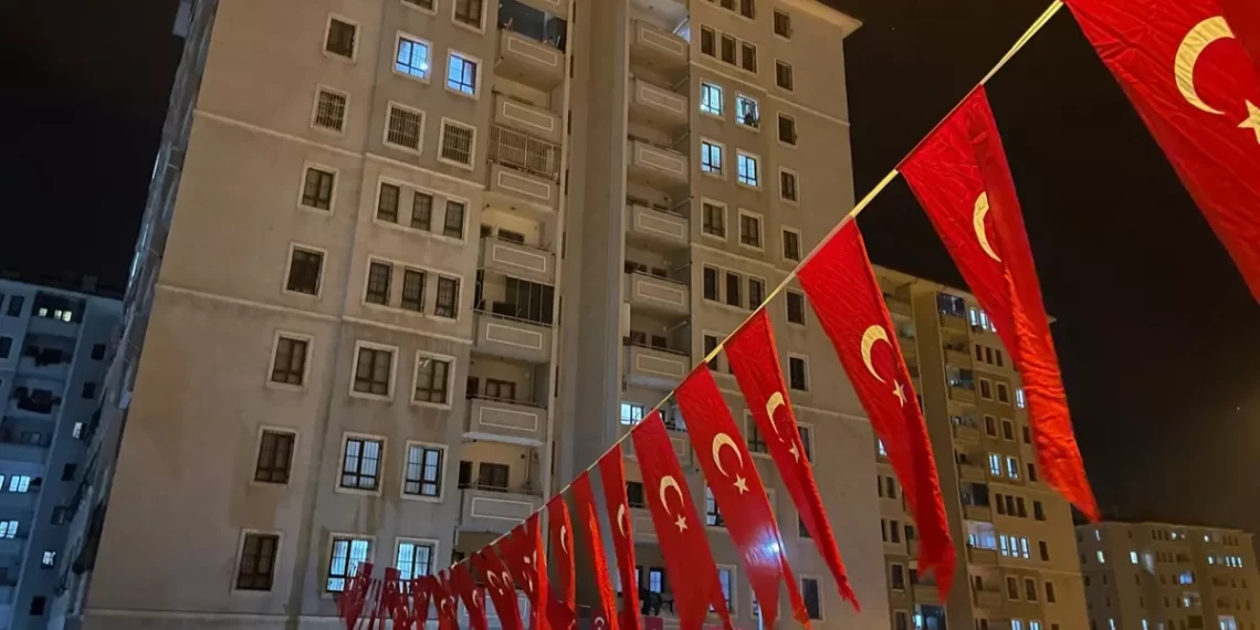 Şehit düşen askerlerin şehadet haberi ailelerine ulaştı