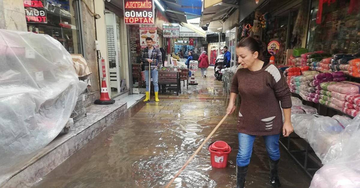 izmir sağanak yağmur