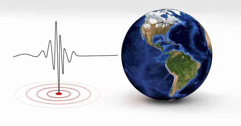 Erzincan'da Korkutan Deprem! 