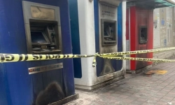 5 banka ATM'si ateşe verildi