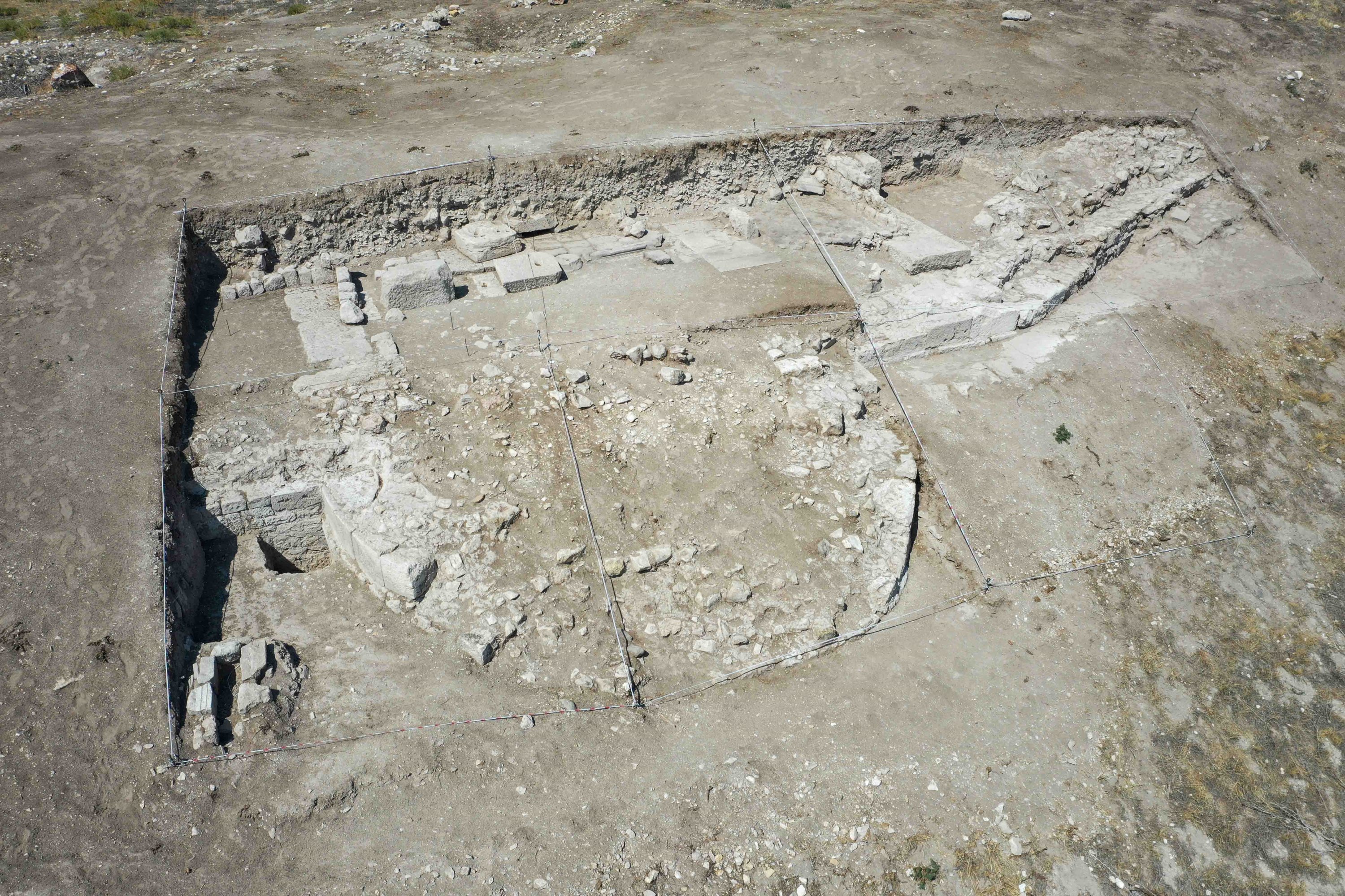 Lystra'daki kazılar değerli eserleri ortaya çıkarıyor ve turizme canlılık katacak, Konya, Türkiye, 1 Eylül 2024. (IHA Fotoğrafı)